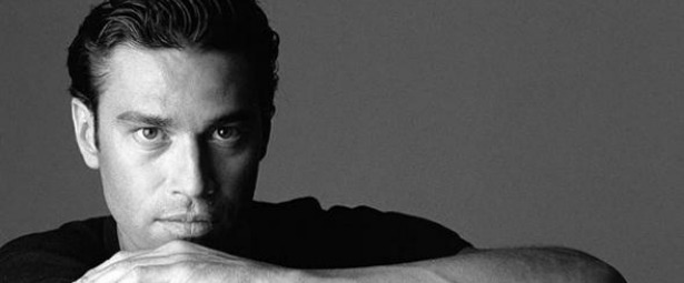 Μάριος Φραγκούλης| Επιστρέφει για να στηρίξει την Ελλάδα και να πραγματοποιήσει σειρά συναυλιών