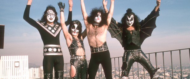 Τα 10 συγκροτήματα που αγαπούν την... μεταμφίεση!