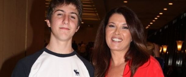 Νικόλας Βαρθακούρης: «Θα ασχοληθώ με το τραγούδι, αλλά στο εξωτερικό!»