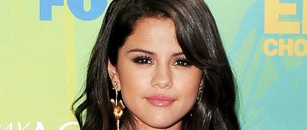 Νέο teaser από το "Come & Get It" της Selena Gomez