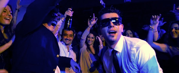 Ο So Tiri επέστρεψε με τον... παππού του! 