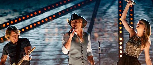 Δείτε το ολοκαίνουργιο video clip του Tim McGraw με την Taylor Swift και τον Keith Urban