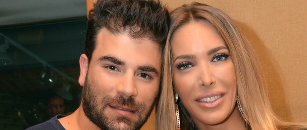 Πάρτε μια μικρή γεύση από την Αμαρυλλίς να τραγουδά τις "Διαταγές" του Παντελίδη!