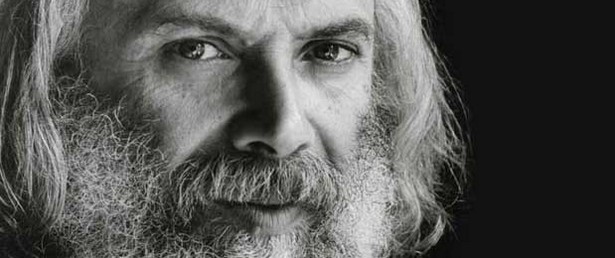 «Έσβυσε» ο Ζορζ Μουστακί σε ηλικία 79 ετών