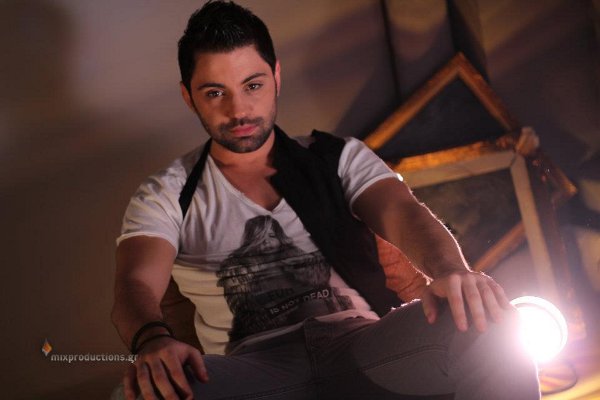 ΑΓΓΕΛΟΣ ΑΝΔΡΕΑΤΟΣ (3)