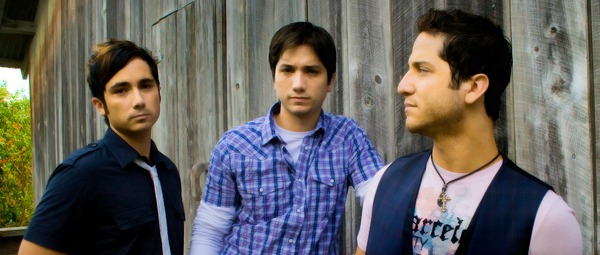 Oι Boyce Avenue διασκευάζουν το “Radioactive” των Imagine Dragons