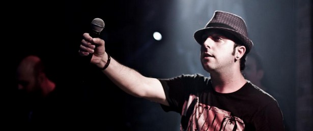 «Θα τρελαθώ» | Ο Απόστολος Μόσιος επιστρέφει ανανεωμένος