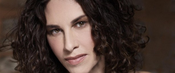 Ελευθερία Αρβανιτάκη: «Πραγματικά, δεν αναγνωρίζω τον τόπο μου»