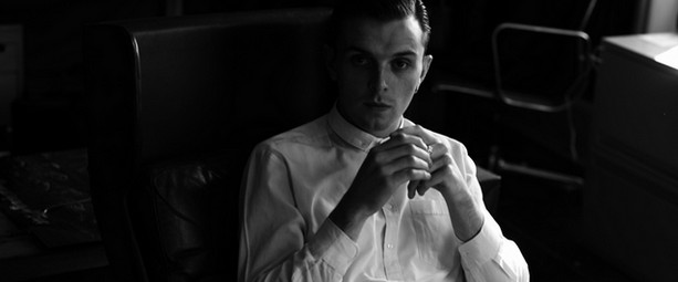 Ο Theo Hutchcraft των Hurts ετοιμάζει νέο τραγούδι με Calvin Harris και Dj Alesso!