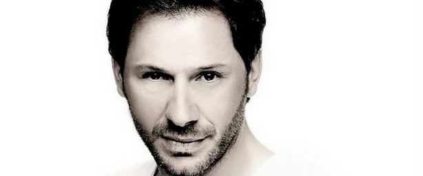 Κωνσταντίνος Μάνης | Το δυναμικό comeback «Από στόμα σε στόμα» και το «Παράπονο» του με τον Σταμάτη Γονίδη!