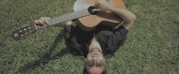 Δείτε ένα στιγμιότυπο από τις πρόβες του Κωστή Μαραβέγια!