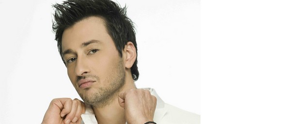 «Τα καλύτερά μας χρόνια» | Ο Πάνος Καλίδης επιστρέφει με νέο hit!