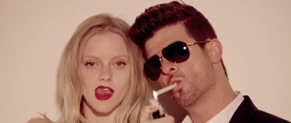 O Robin Thicke, o Pharrell και ο T.I. στην πρώτη θέση του Hot 100
