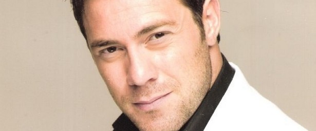 Δείτε το Video Clip του Χρήστου Χολίδη| «Μάτια μου ατέλειωτα»