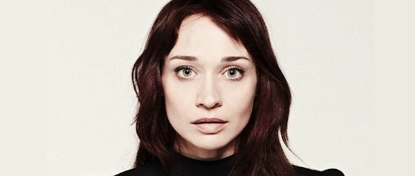 «Hot Knife» | Δείτε το νέο video clip της Fiona Apple