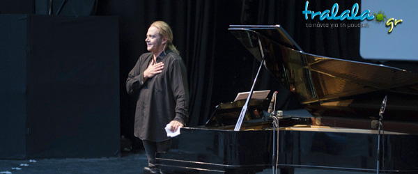 “Recycling Medea”: Μία βραδιά με μουσική διά χειρός Στέφανου Κορκολή σε μελωδίες Μίκη Θεοδωράκη | Φωτορεπορτάζ