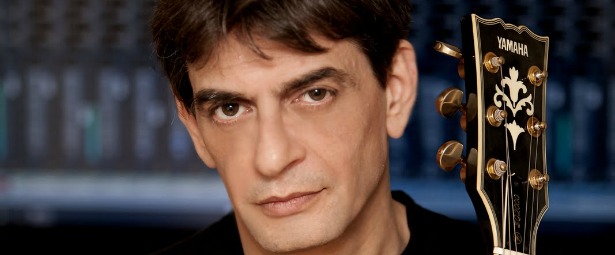 Ο Μιχάλης Ρακιντζής επιστρέφει στο Principal Club Theater 11/10