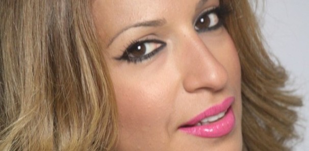 Η Ελένη Χατζίδου κυκλοφορεί το πρώτο της cd single… Σήμερα στα περίπτερα!