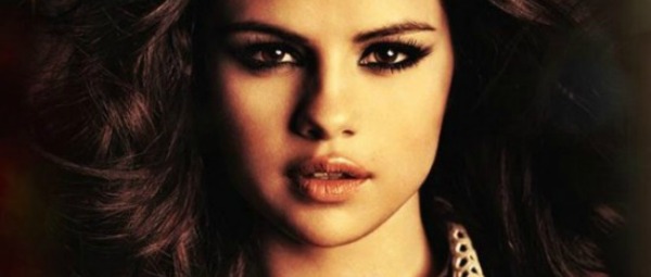 Η Selena Gomez γιορτάζει τα γενέθλιά της με ένα νέο video