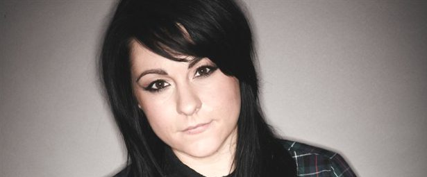 Lucy Spraggan | Δείτε το νέο της video clip για το “ Mountains”