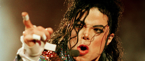 Δημοσίευση γραμμένη στα ελληνικά, στην επίσημη σελίδα του Michael Jackson στο facebook! (φωτό)