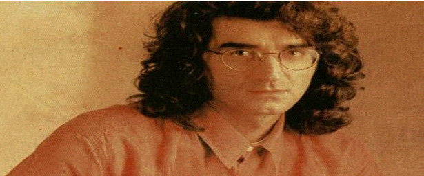 Χρονοντούλαπο : Ο Βασίλης Καζούλης παρέα με ένα τραγούδι "Καλοκαιρινό".