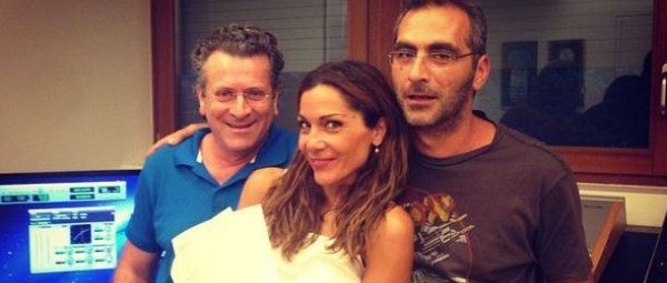 Μέσα από το στούντιο φωτογραφήθηκε η Δέσποινα Βανδή!