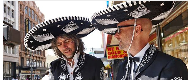 Ακούστε πρώτοι το νέο τραγούδι του Moby - "Perfect life" ! 