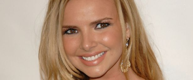 Έγκυος η Nadine Coyle των Girls Aloud (φωτό)