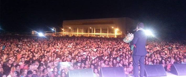 Συναυλία Αλληλεγγύης με την αφιλοκερδή συμμετοχή του Γιάννη Πλούταρχου