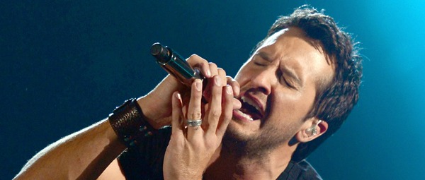 “That’s My Kind Of Night”| Δείτε το νέο video clip του Luke Bryan