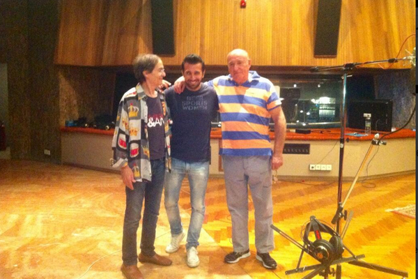 Studio με τους μεγαλύτερους εν'ενεργεία λαϊκούς συνθέτες της 30ετίας. Χρυσοβέργης-Γιατράς. Με σπουδαία πράγματα...