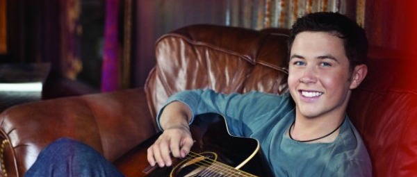 O Scotty McCreery παρουσιάζει το video clip του “See You Tonight”