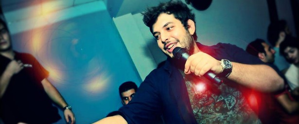 Ήρθε το νέο τραγούδι του Τόμη Γώγο! | «Απόψε πουλάω»