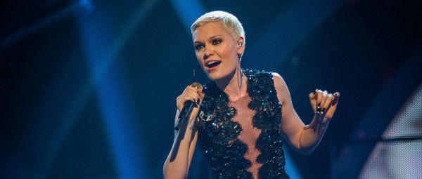 Jessie J| Δείτε την να παρουσιάζει το “It’s My Party” για πρώτη φορά live στην βρετανική τηλεόραση