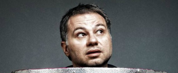 Χριστόφορος Ζαραλίκος | Stand Up Comedy στο Γυάλινο Μουσικό Θέατρο από 28/2 & κάθε Σάββατο για λίγες παραστάσεις!