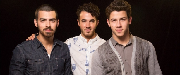 Σταματούν και πάλι οι Jonas Brothers!