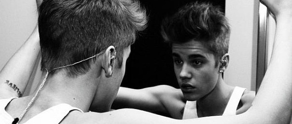 “Hold Tight”| Ακούστε το νέο τραγούδι του Justin Bieber