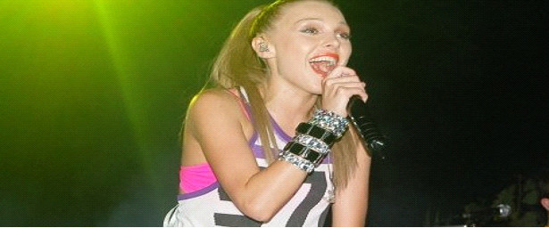 Συναντήσαμε την Tamta στην Πρεμιέρα @ Teatro Music Hall.  Διαβάστε τι μας δήλωσε !