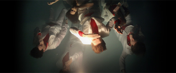 “Radio Free Europe”| Άλλη μια διασκευή από τους Arcade Fire