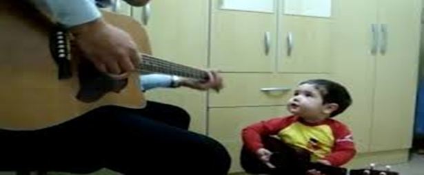 Ο πιτσιρίκος και οι Beatles!