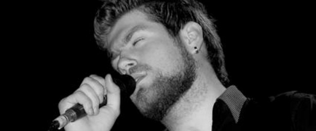 Γνωρίστε τον Πάνο Μπλέτζα μέσα από το πρώτο του τραγούδι!