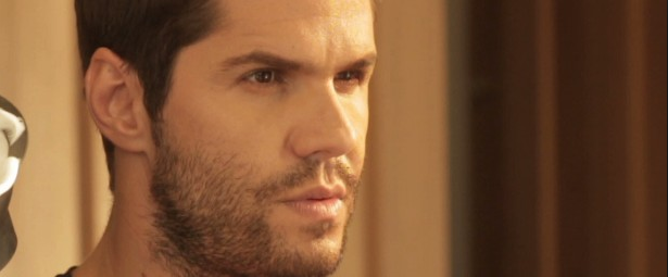 Δείτε το συγκινητικό διάλογο του Γιώργου Τσαλίκη με το γιο του δολοφονημένου Χρυσαυγίτη!