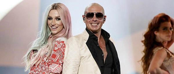 “Timber”| Δείτε το νέο video clip του Pitbull με την Ke$ha