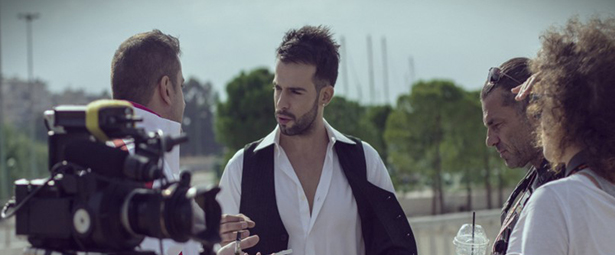 Πάρτε μια γεύση από τα γυρίσματα του νέου video clip του Παντελή Καστανίδη