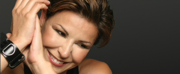 Η Κωνσταντίνα live στο Small Café 29 & 30/11