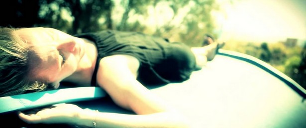 «You and I Know» | Ακούστε το τραγούδι των Mareas από το ντεμπούτο άλμπουμ τους