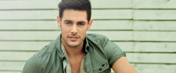 Ο Κώστας Μαρτάκης τραγουδάει live στο “Πρωινό μου”!