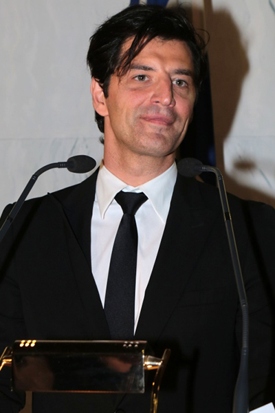 rouvas2