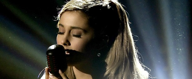 “Love Is Everything”| Ακούστε το νέο τραγούδι από την Ariana Grande